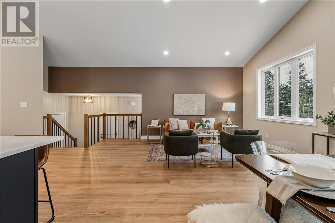 2021 Schreyer, Hanmer, Ontario  P3P 1R3 - Photo 5 - 2125950