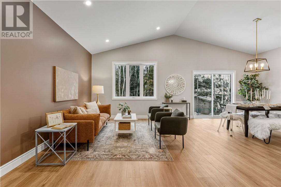 2021 Schreyer, Hanmer, Ontario  P3P 1R3 - Photo 6 - 2125950