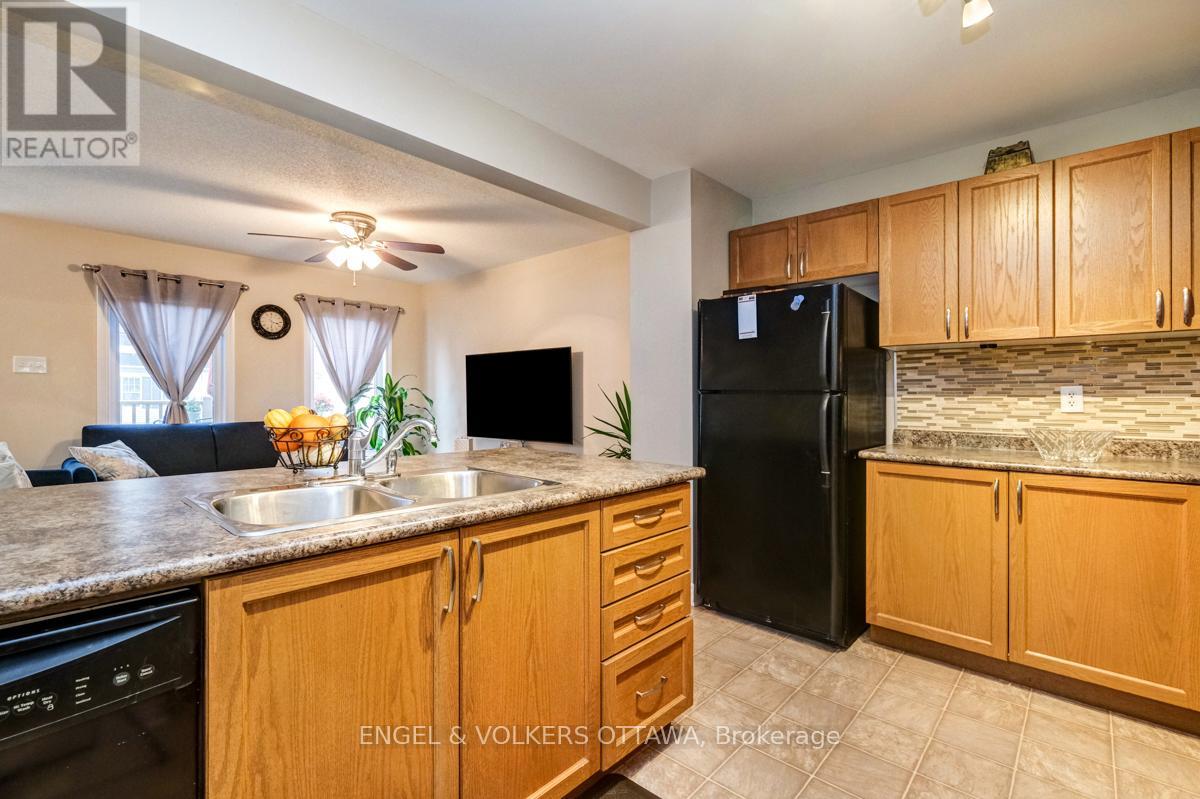 2604 Baynes Sound Way, Ottawa, Ontario  K2J 0X1 - Photo 16 - X12647524