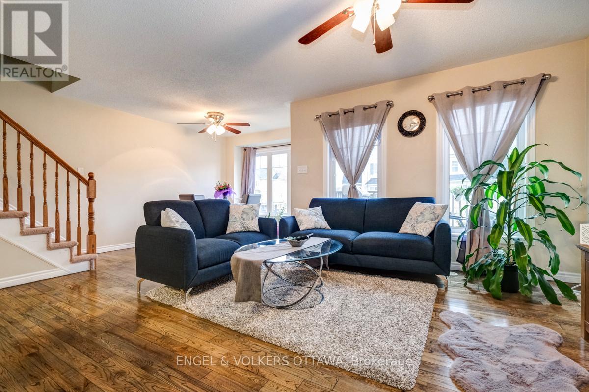 2604 Baynes Sound Way, Ottawa, Ontario  K2J 0X1 - Photo 6 - X12647524