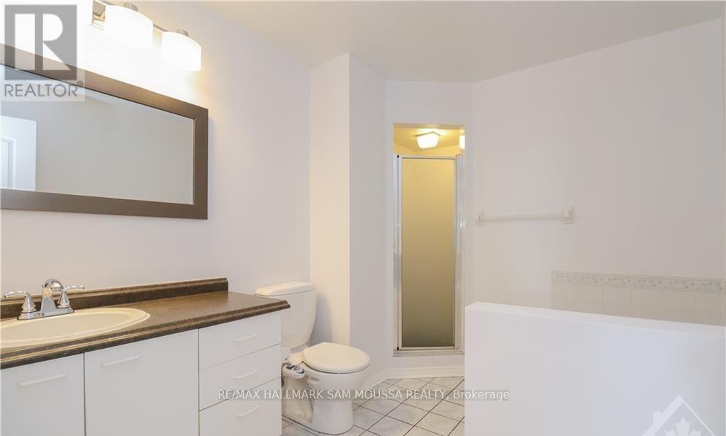 104 Thornbury Crescent, Ottawa, Ontario  K2G 6C3 - Photo 18 - X12647546