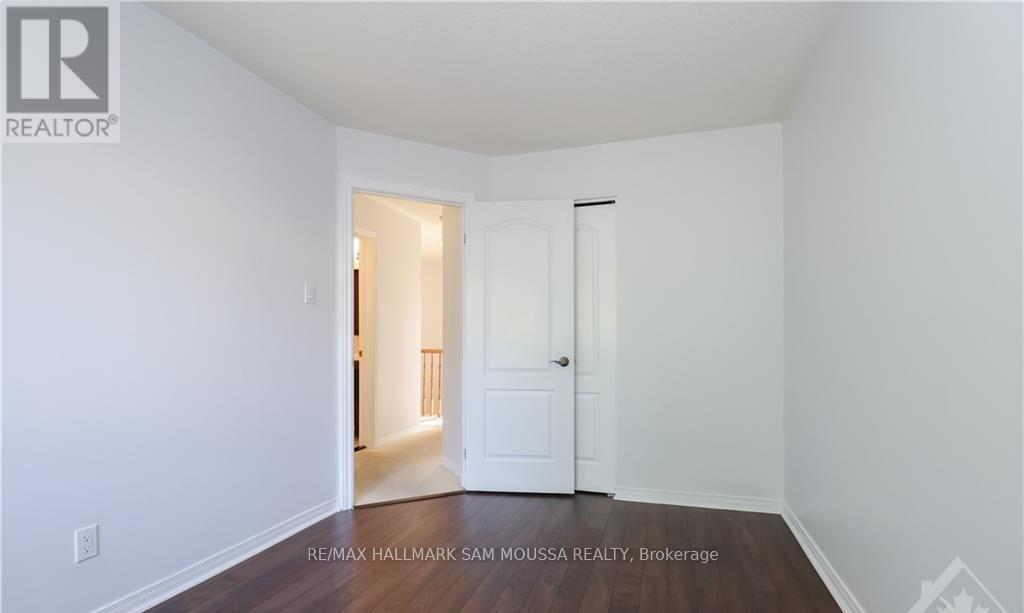 104 Thornbury Crescent, Ottawa, Ontario  K2G 6C3 - Photo 21 - X12647546