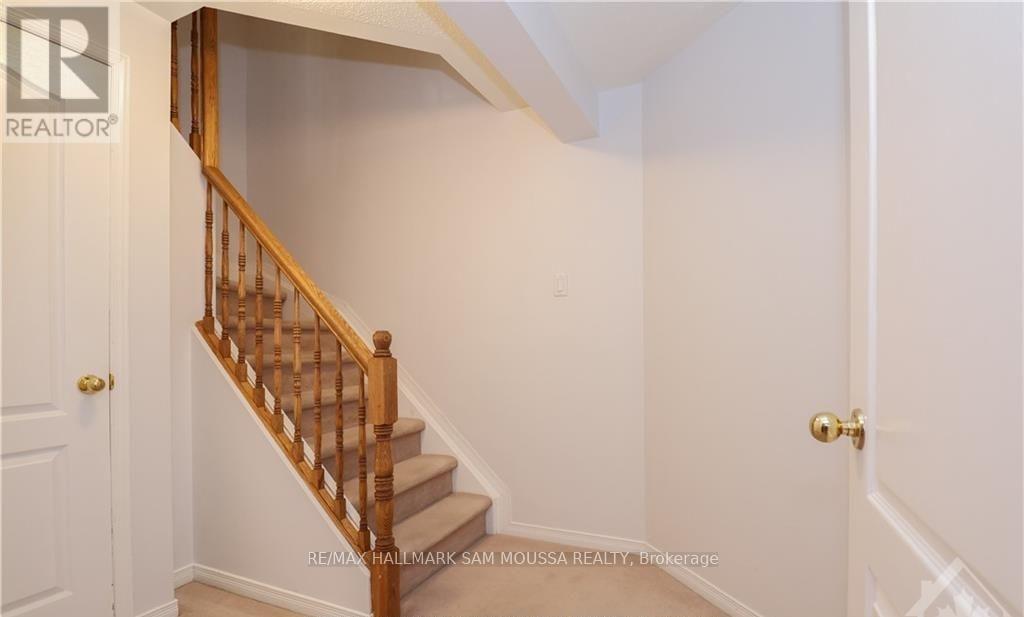 104 Thornbury Crescent, Ottawa, Ontario  K2G 6C3 - Photo 24 - X12647546