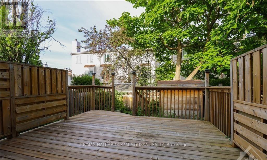 104 Thornbury Crescent, Ottawa, Ontario  K2G 6C3 - Photo 28 - X12647546