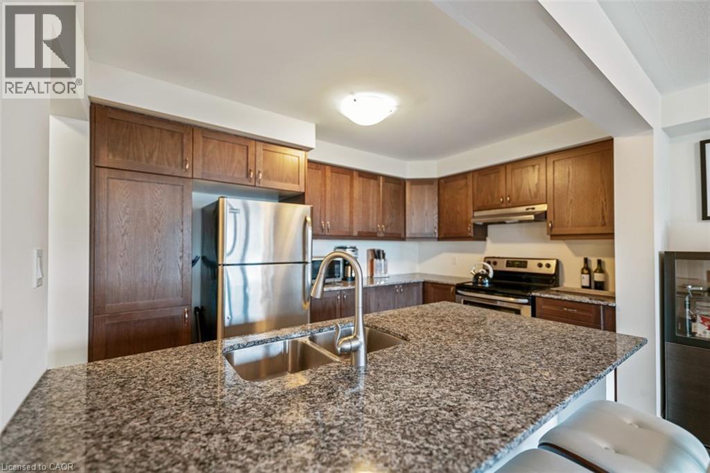 933 Apple Hill Lane, Kitchener, Ontario  N2R 0L7 - Photo 5 - 40794776