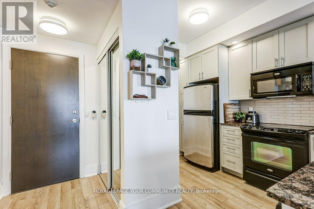 1103 - 181 Wynford Drive, Toronto, Ontario  M3C 0C6 - Photo 8 - C12647536