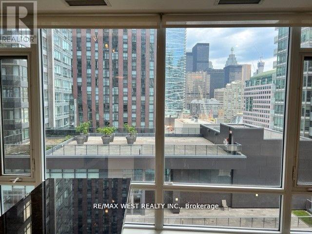 1209 - 21 Widmer Street, Toronto, Ontario  M5V 2E8 - Photo 21 - C12647552