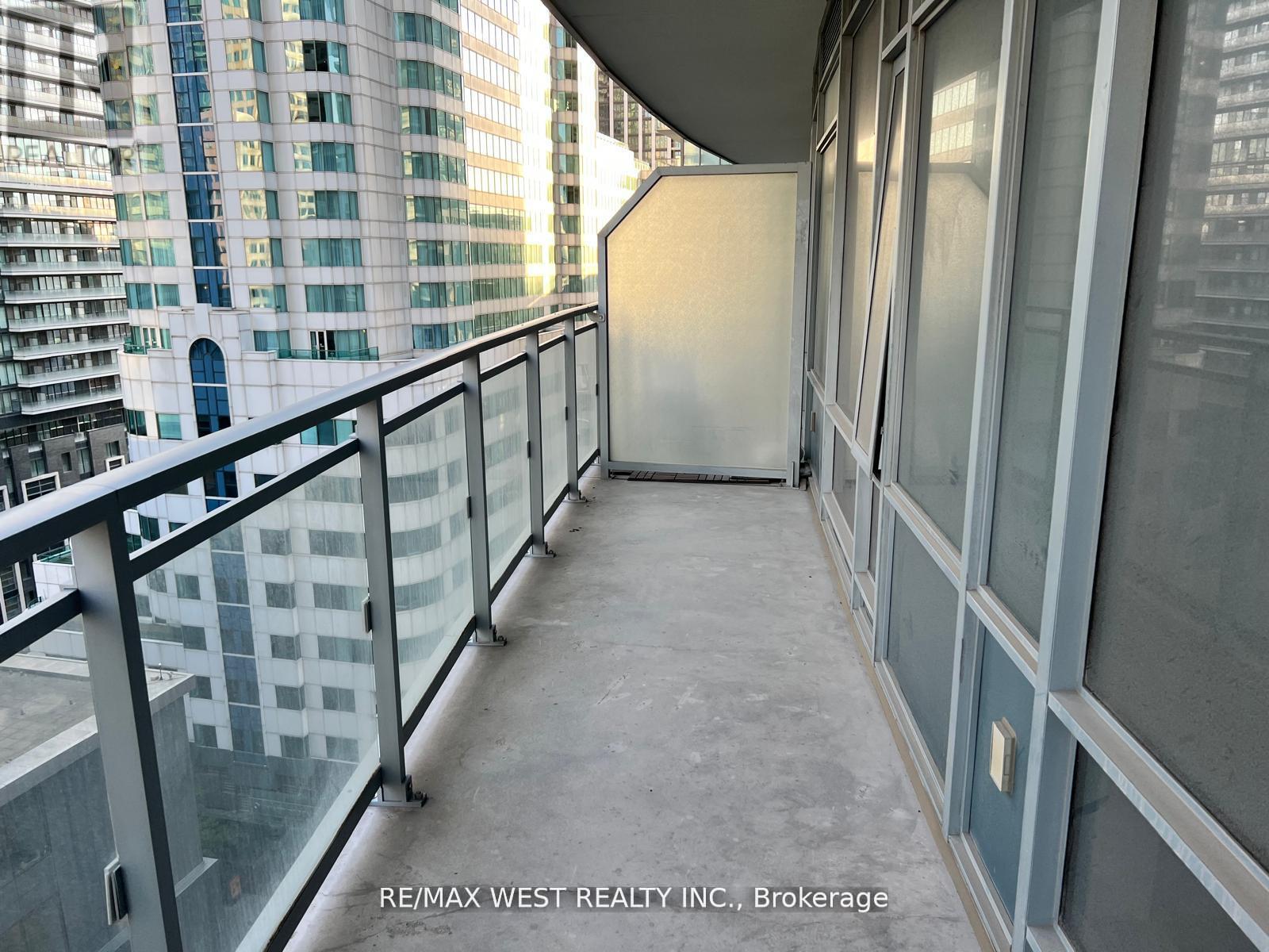 1209 - 21 Widmer Street, Toronto, Ontario  M5V 2E8 - Photo 23 - C12647552