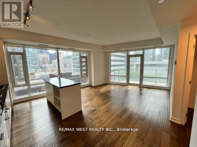 1209 - 21 Widmer Street, Toronto, Ontario  M5V 2E8 - Photo 9 - C12647552