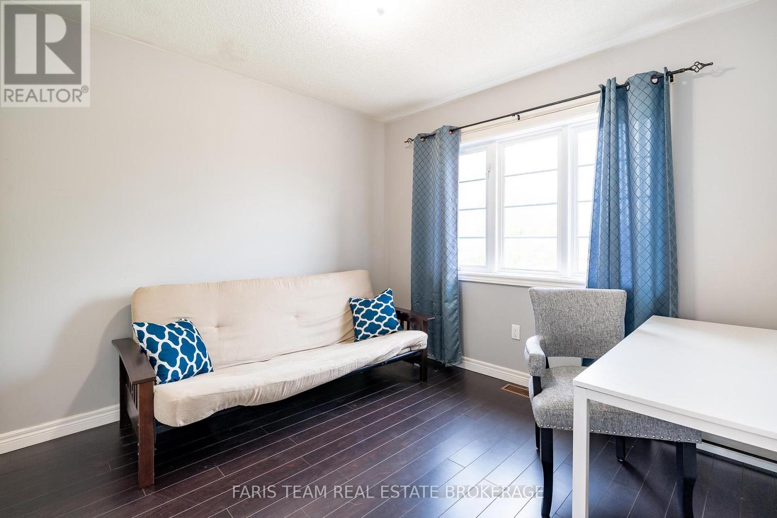 1244 Mary-Lou Street, Innisfil, Ontario  L9S 0E5 - Photo 19 - N12462420