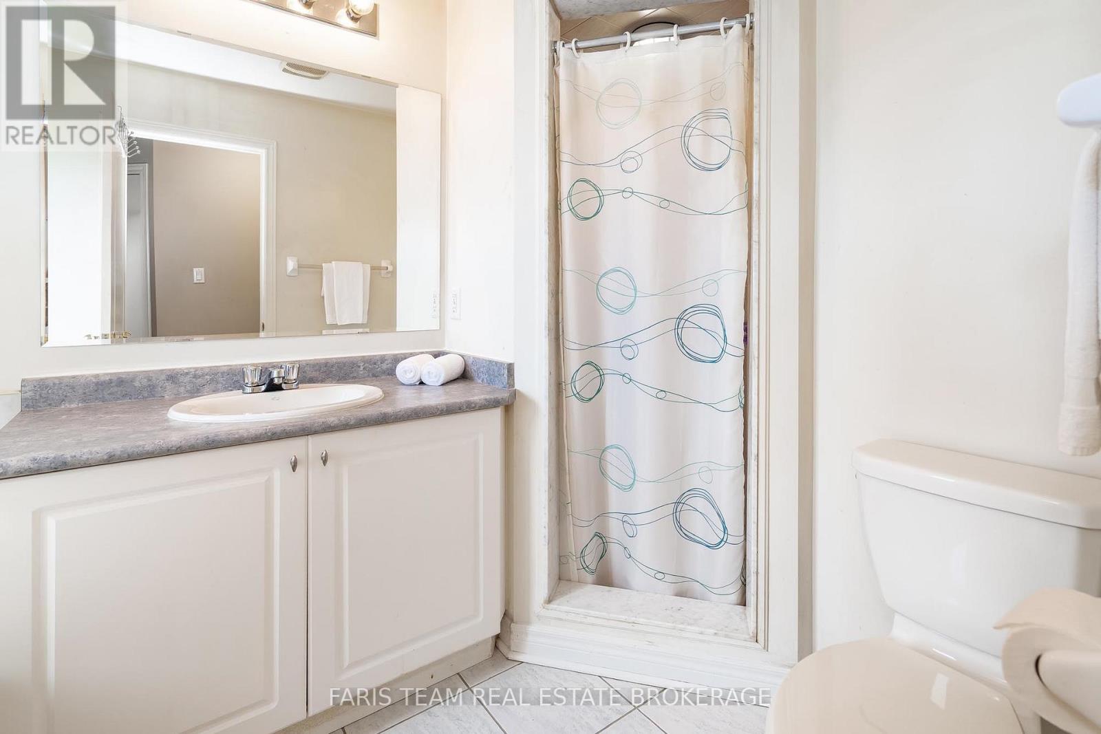 1244 Mary-Lou Street, Innisfil, Ontario  L9S 0E5 - Photo 16 - N12462420