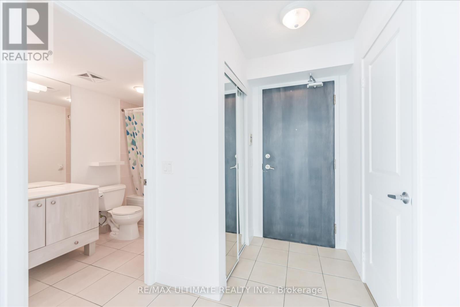 1403 - 235 Sherway Gardens Road S, Toronto, Ontario  M9C 0A2 - Photo 6 - W12647534