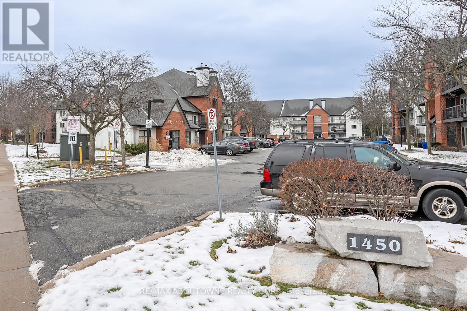 422 - 1450 GLEN ABBEY GATE, Oakville, Ontario