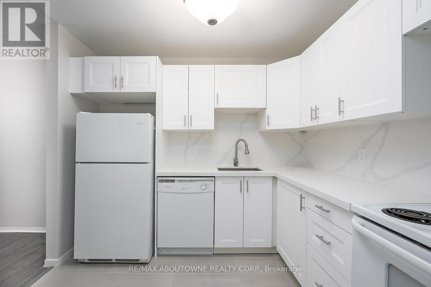 422 - 1450 Glen Abbey Gate, Oakville, Ontario  L6M 2V7 - Photo 21 - W12647544