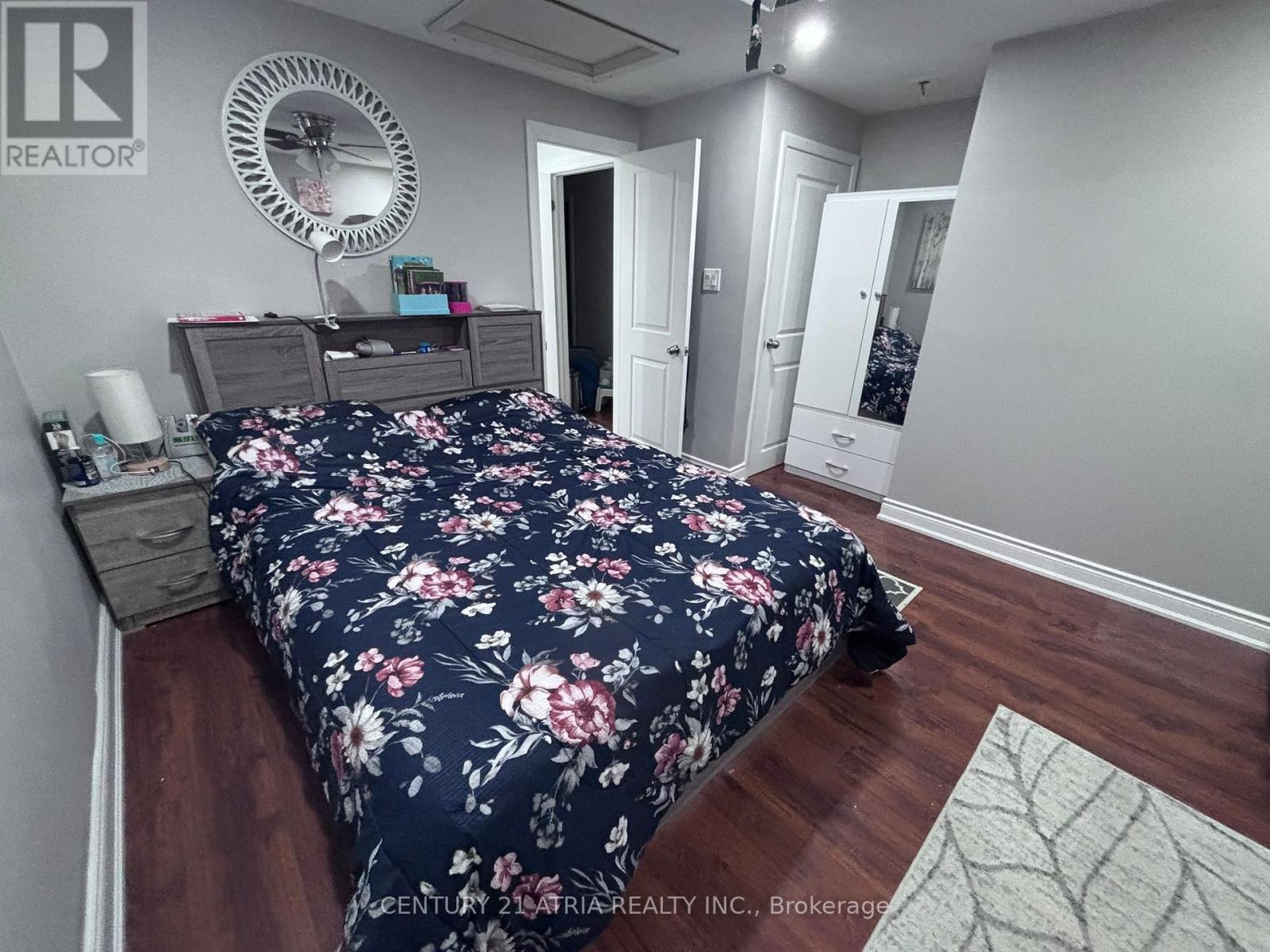 Room 1 - 18 Staveley Crescent, Brampton, Ontario  L6W 2R9 - Photo 2 - W12647550