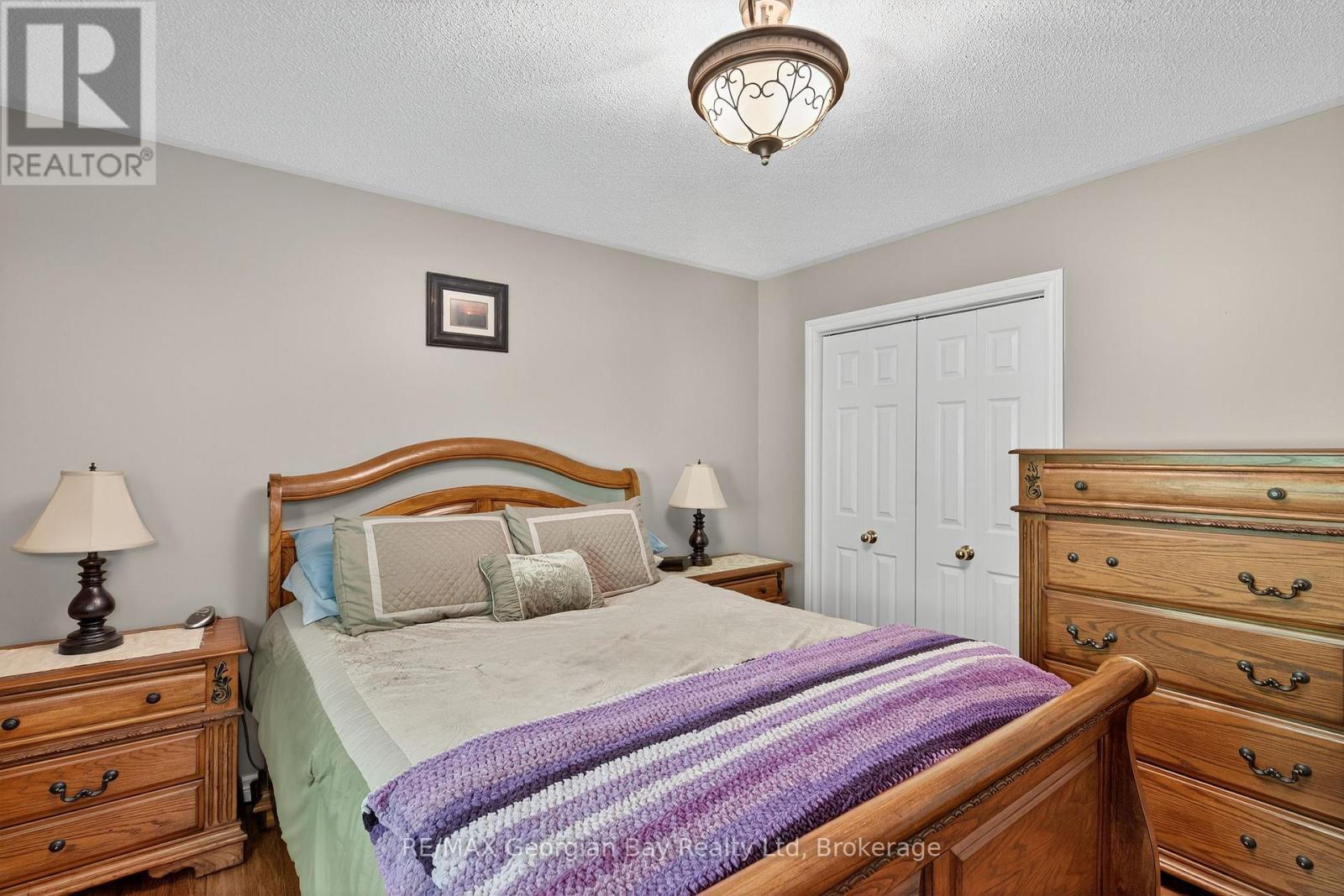 56 Becketts Side Road, Tay, Ontario  L0K 2C0 - Photo 14 - S12452072