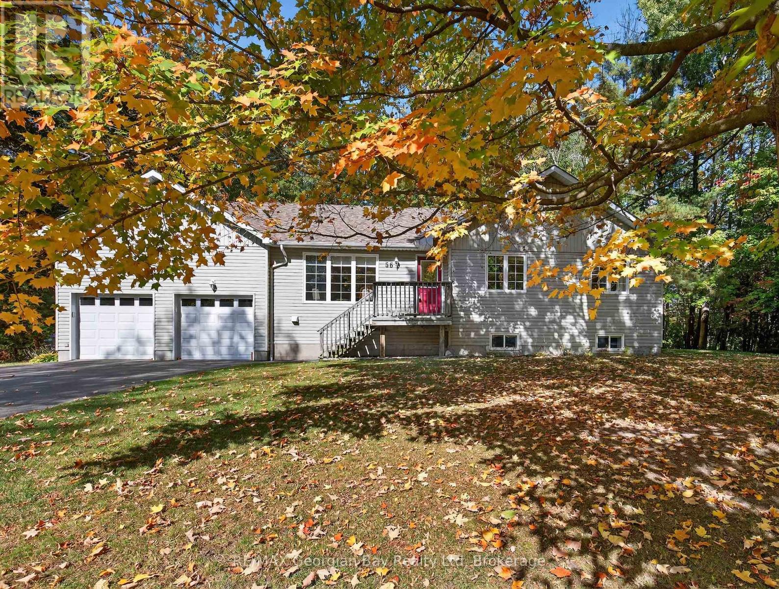 56 Becketts Side Road, Tay, Ontario  L0K 2C0 - Photo 2 - S12452072