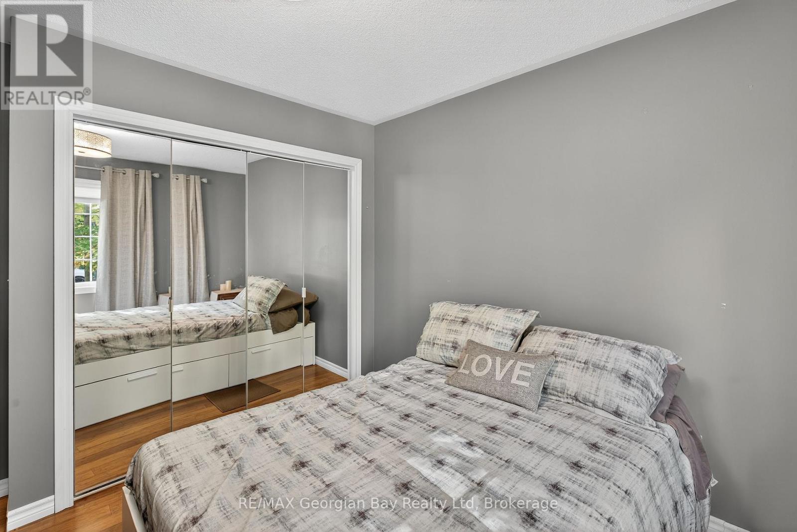 56 Becketts Side Road, Tay, Ontario  L0K 2C0 - Photo 18 - S12452072