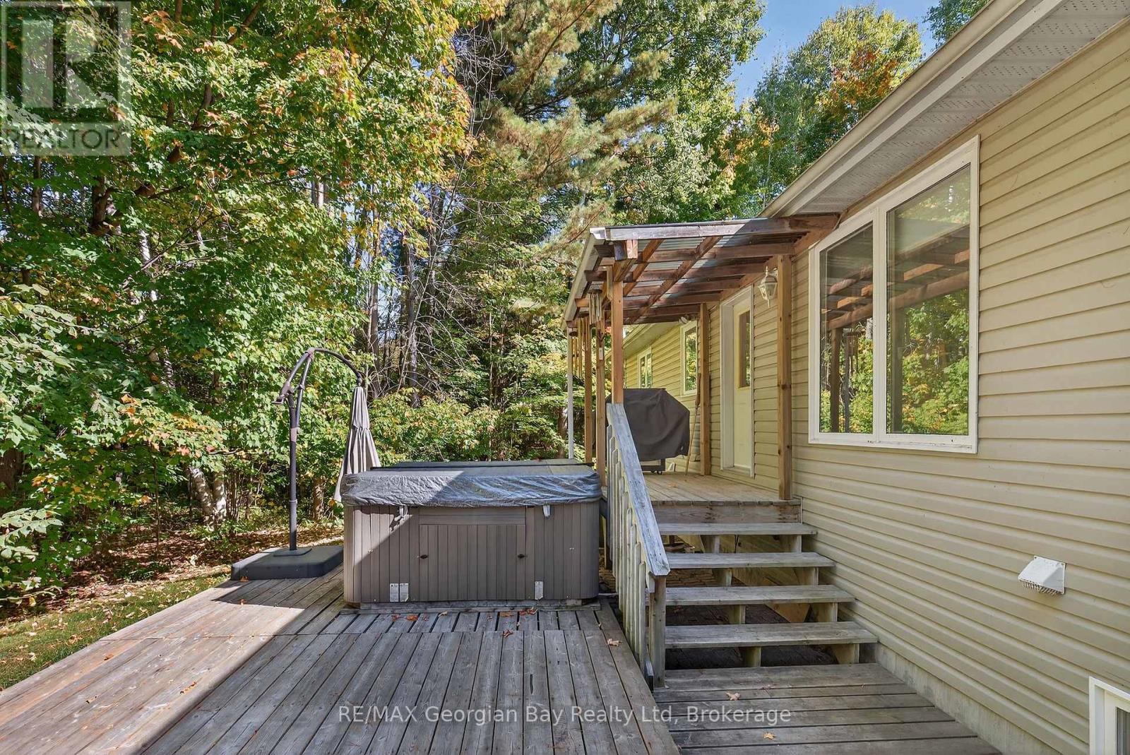 56 Becketts Side Road, Tay, Ontario  L0K 2C0 - Photo 35 - S12452072