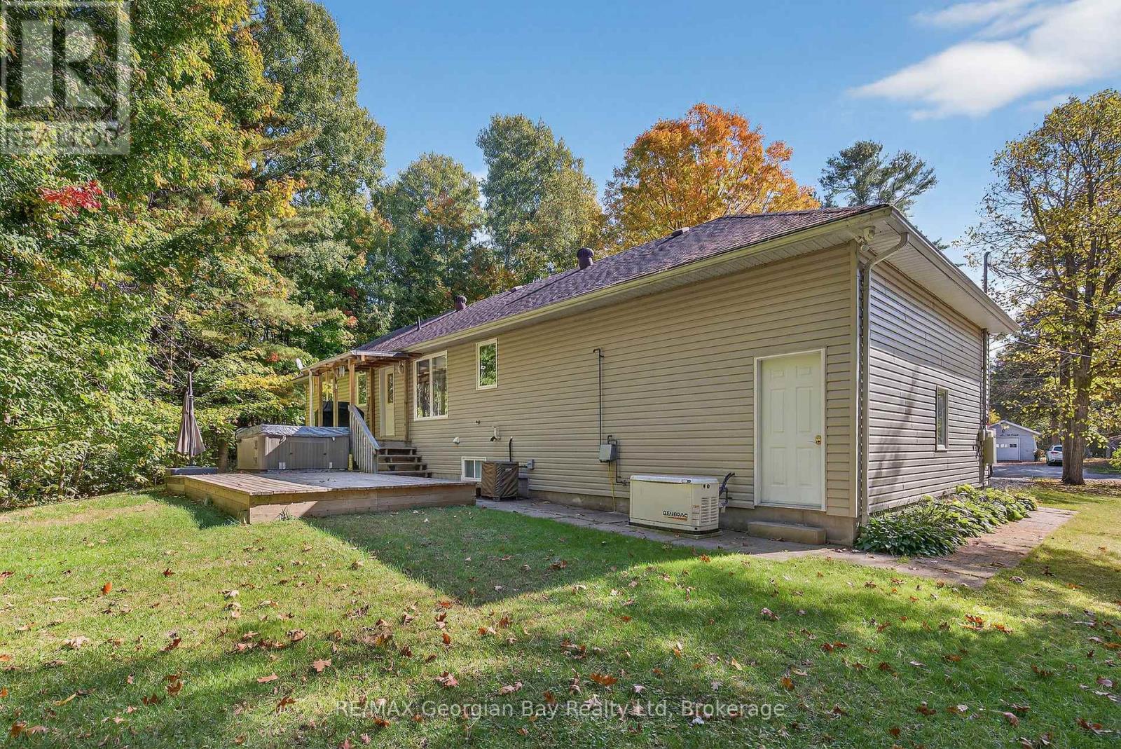 56 Becketts Side Road, Tay, Ontario  L0K 2C0 - Photo 39 - S12452072