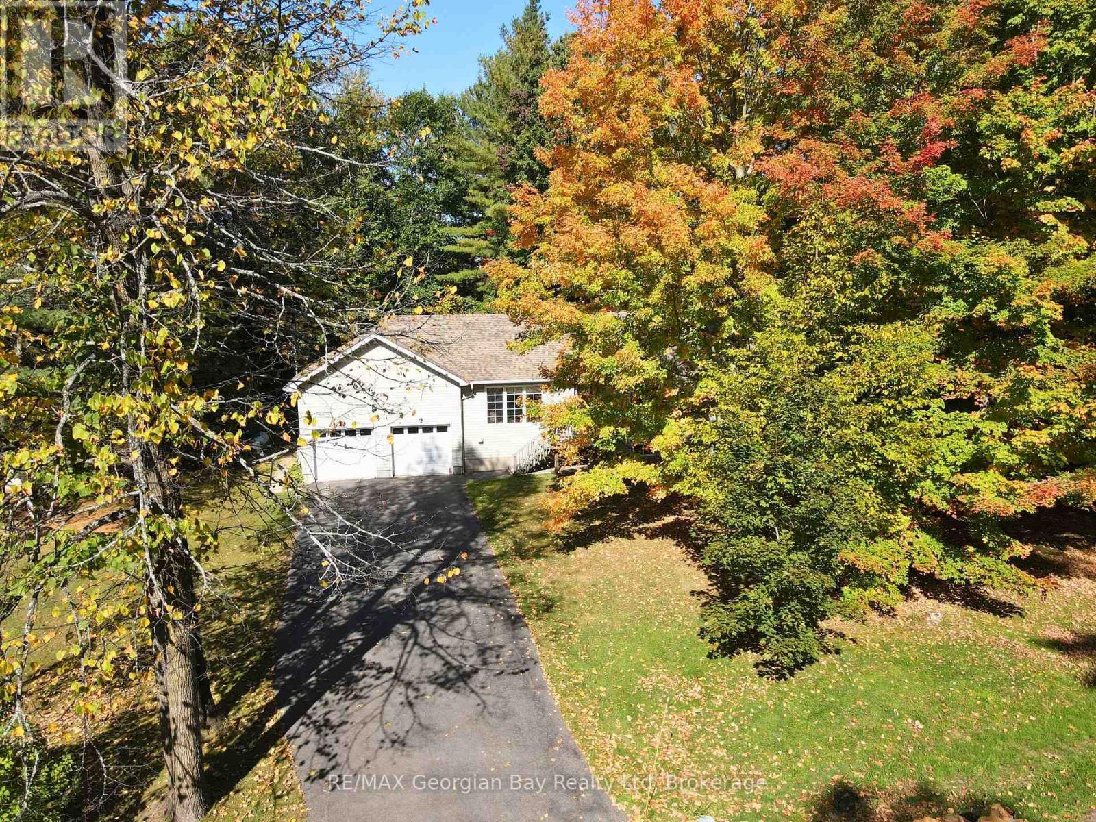 56 Becketts Side Road, Tay, Ontario  L0K 2C0 - Photo 42 - S12452072