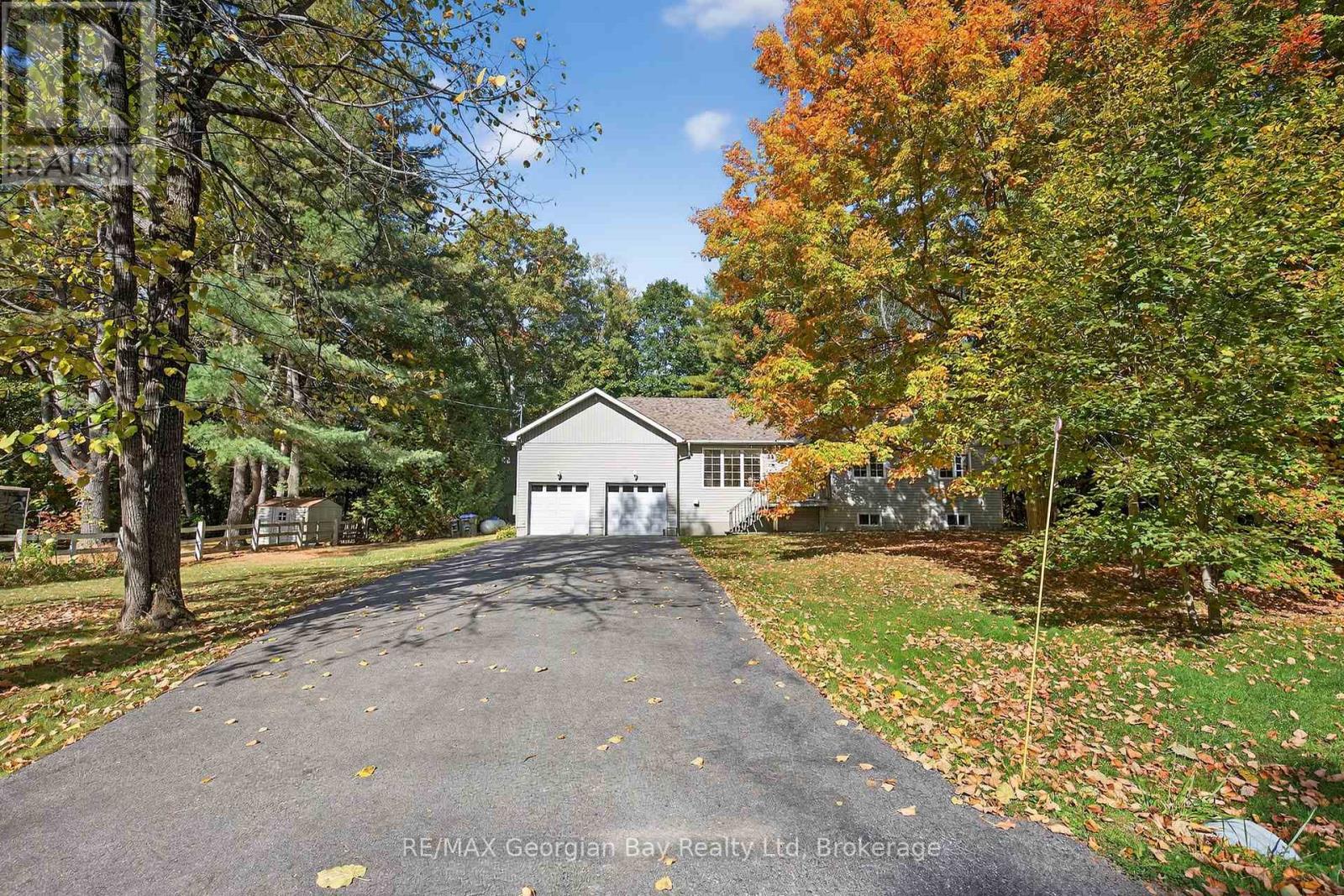 56 Becketts Side Road, Tay, Ontario  L0K 2C0 - Photo 41 - S12452072