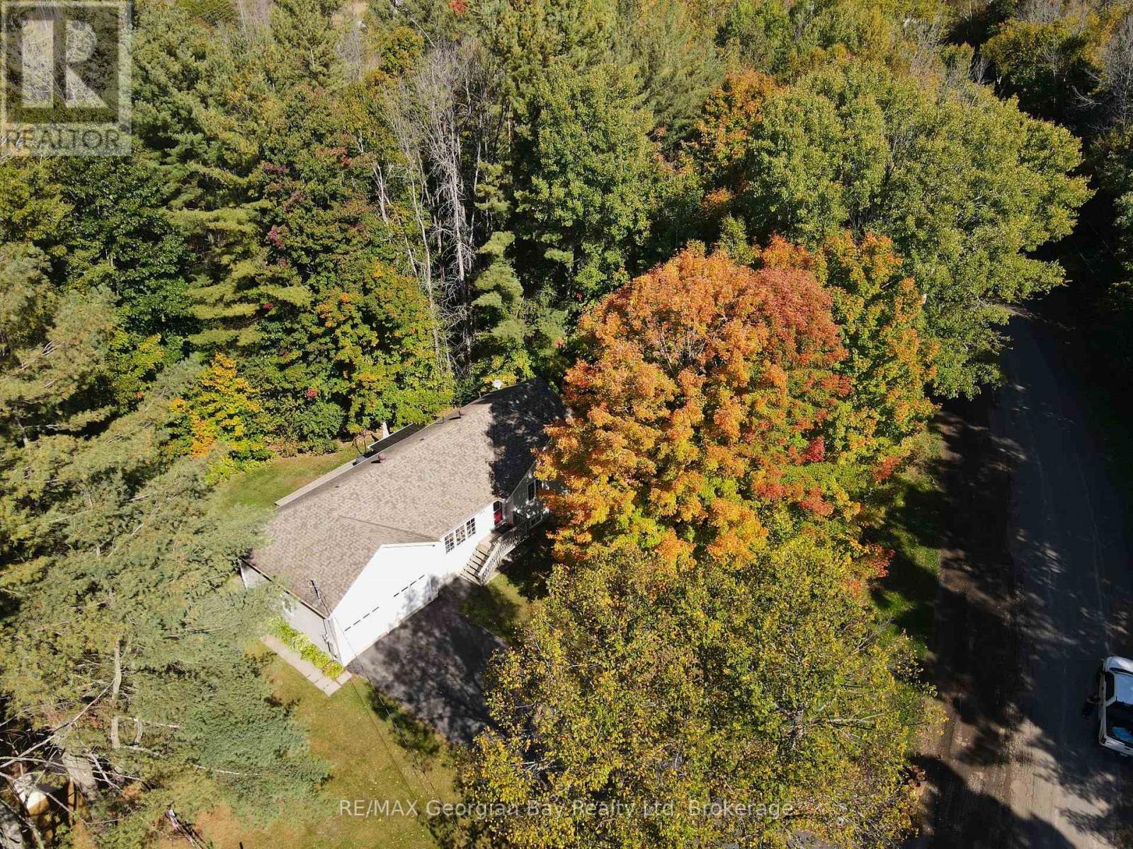 56 Becketts Side Road, Tay, Ontario  L0K 2C0 - Photo 43 - S12452072