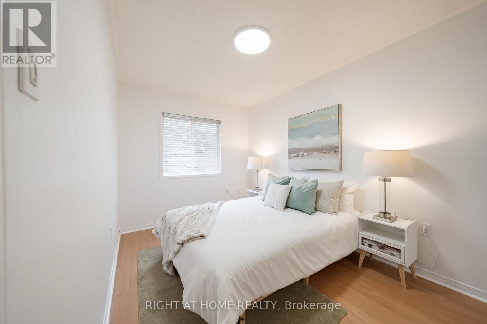 21 - 370 Riddell Court, Newmarket, Ontario  L3Y 8M8 - Photo 23 - N12552802