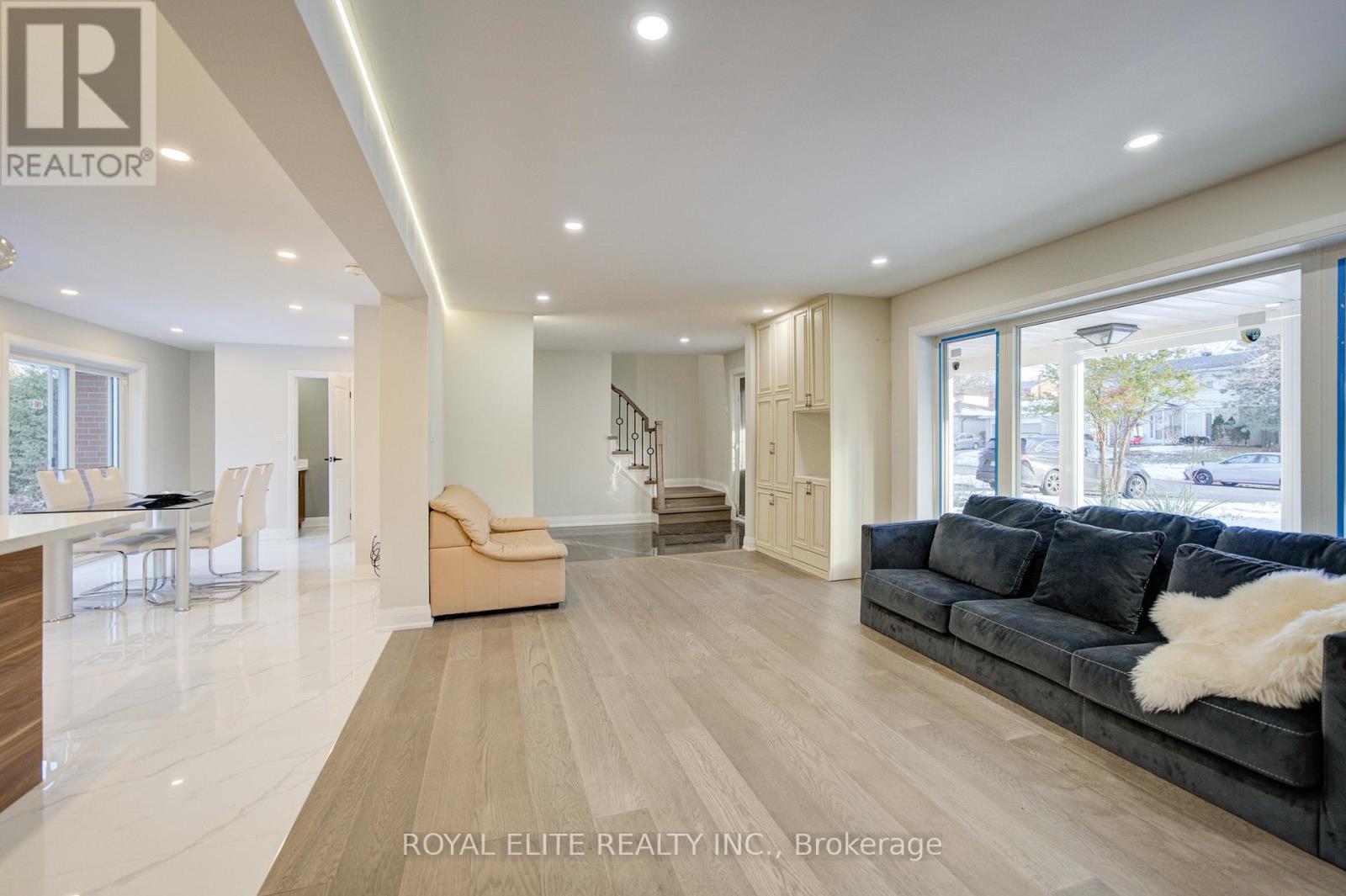 40 Squire Baker's Lane, Markham, Ontario  L3P 3G9 - Photo 8 - N12645256