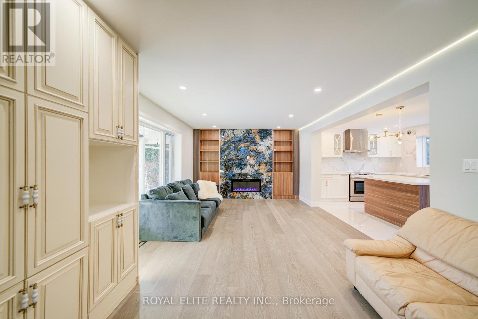 40 Squire Baker's Lane, Markham, Ontario  L3P 3G9 - Photo 5 - N12645256