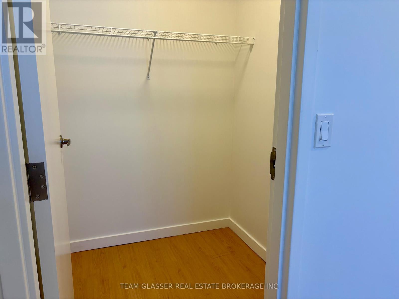 102 - 396 Queens Avenue, London East, Ontario  N6B 1X7 - Photo 8 - X12647608