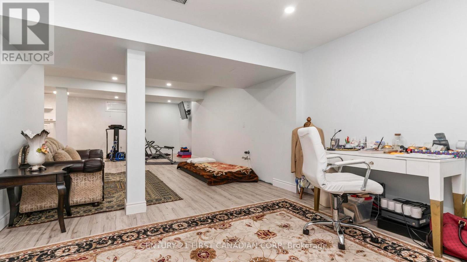 35 Hummingbird Crescent, London South, Ontario  N6J 4M3 - Photo 38 - X12647612