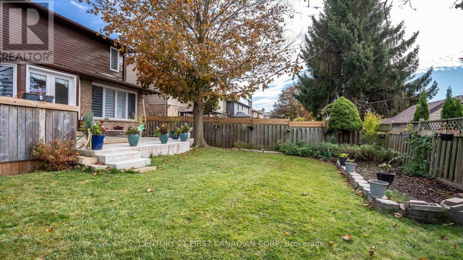 35 Hummingbird Crescent, London South, Ontario  N6J 4M3 - Photo 42 - X12647612