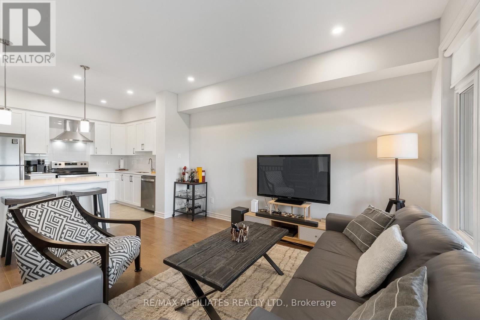 28 Verglas Lane, Ottawa, Ontario  K1W 0P5 - Photo 12 - X12647630