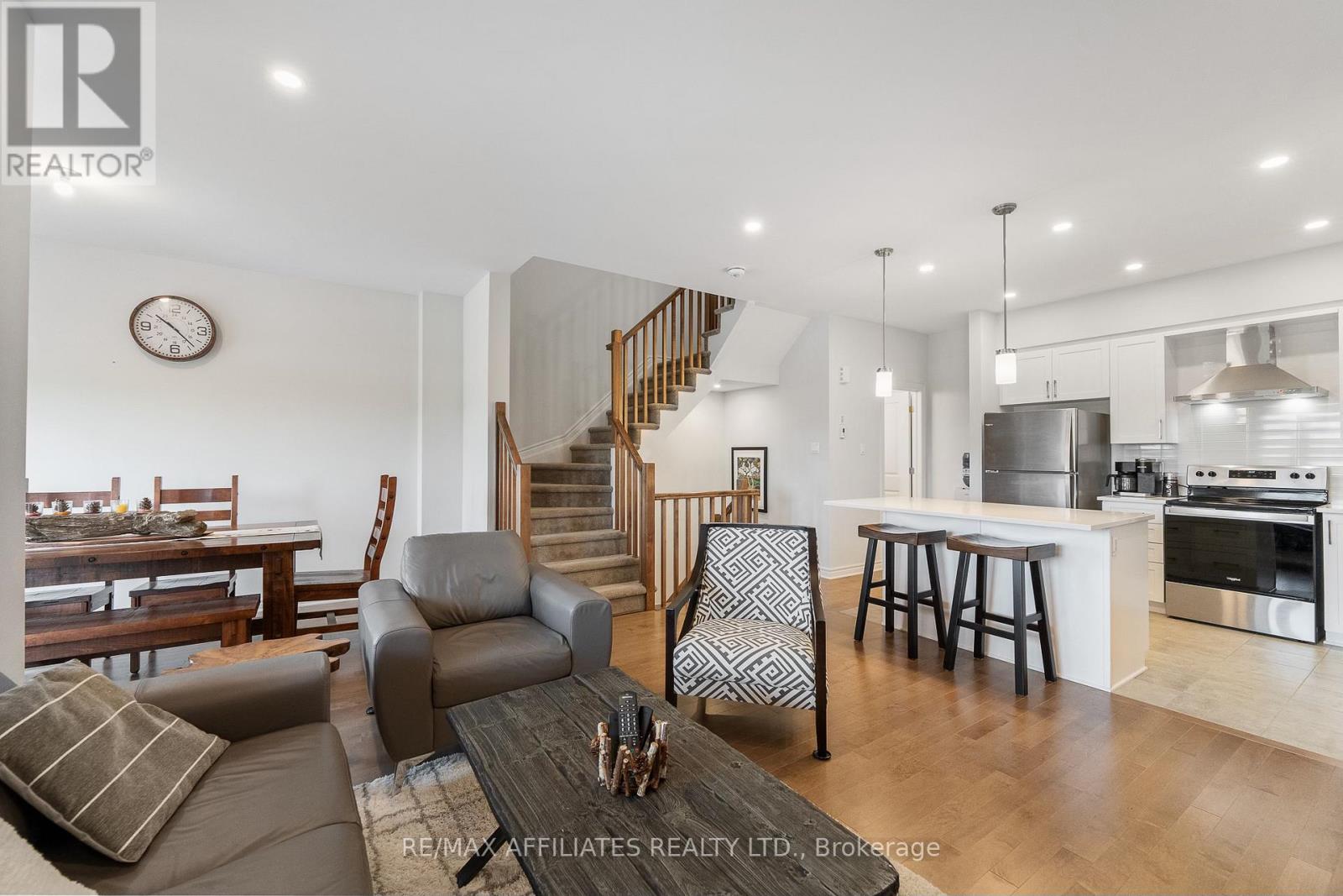 28 Verglas Lane, Ottawa, Ontario  K1W 0P5 - Photo 13 - X12647630