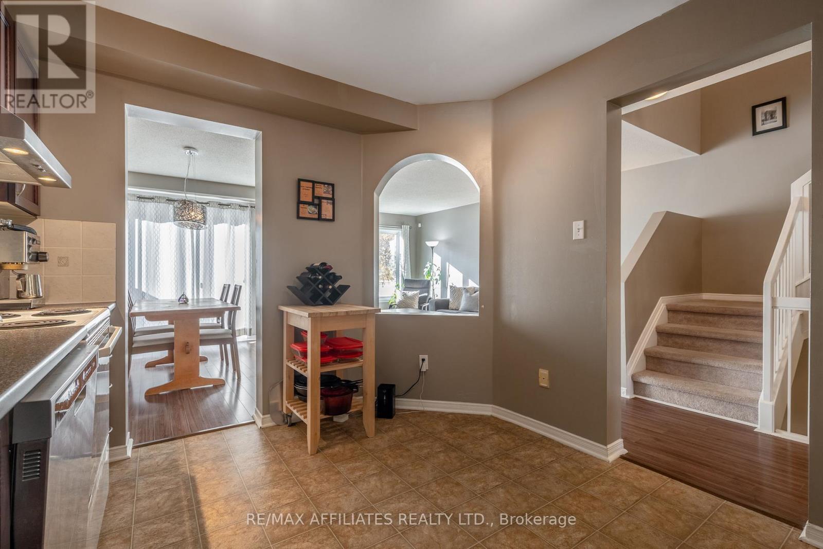 1031 Capreol Street, Ottawa, Ontario  K4A 4Z7 - Photo 14 - X12647658