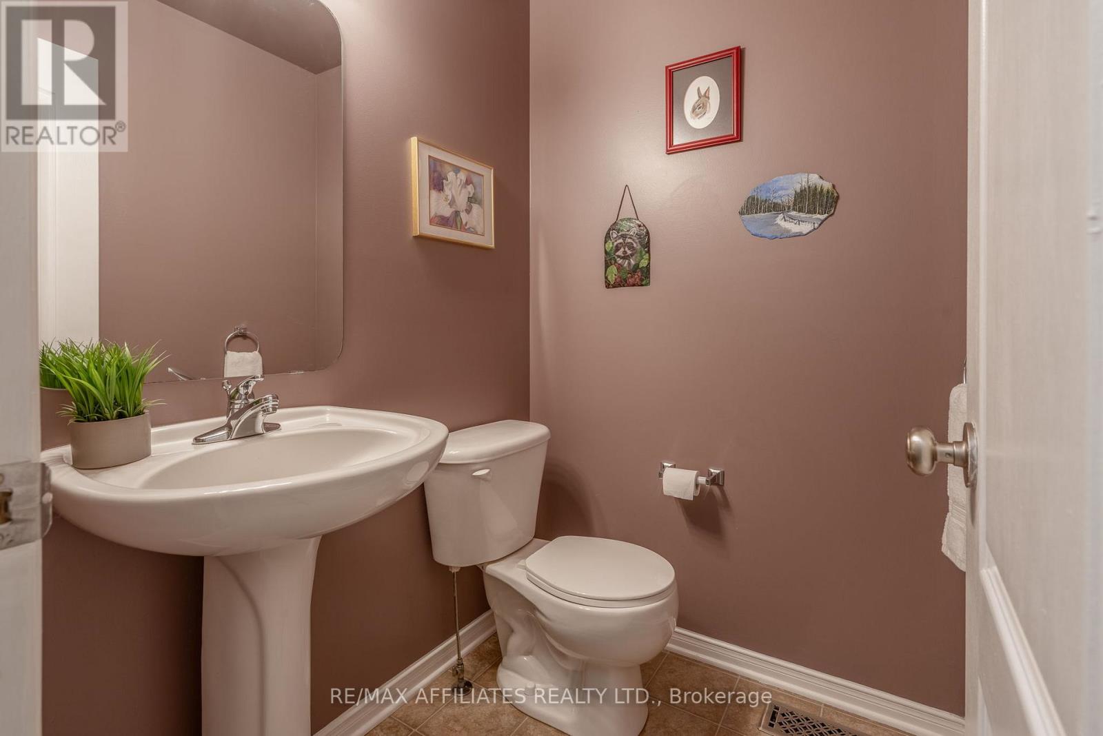 1031 Capreol Street, Ottawa, Ontario  K4A 4Z7 - Photo 15 - X12647658