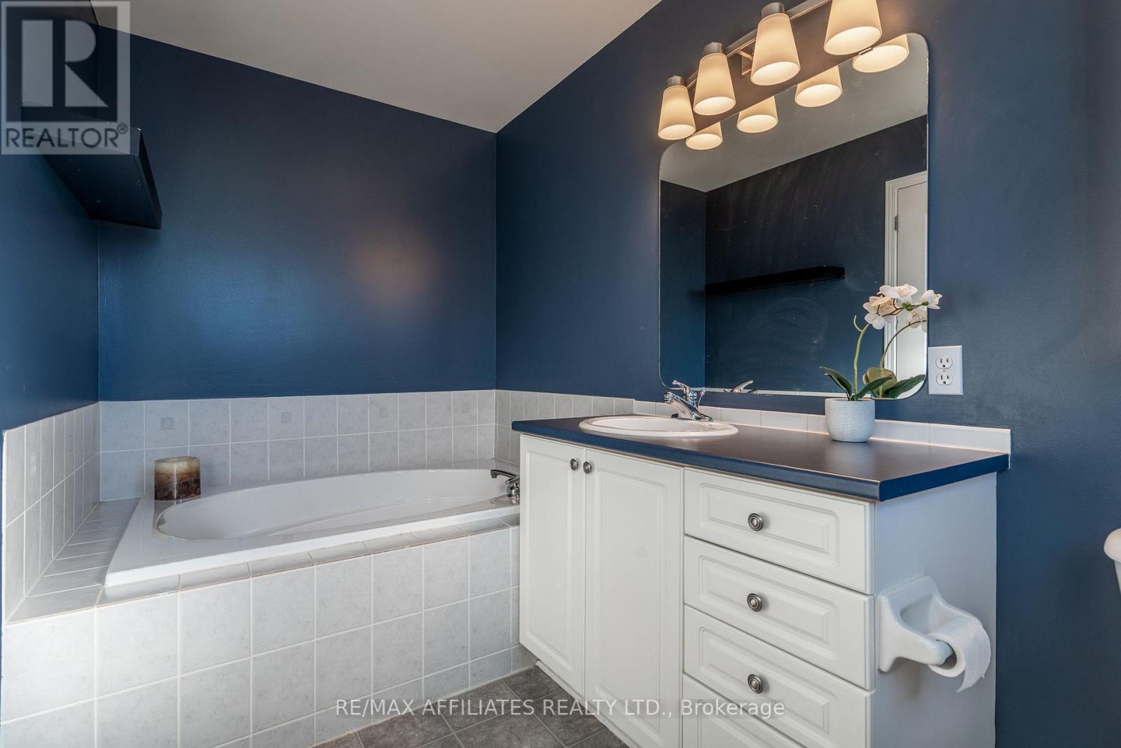 1031 Capreol Street, Ottawa, Ontario  K4A 4Z7 - Photo 20 - X12647658