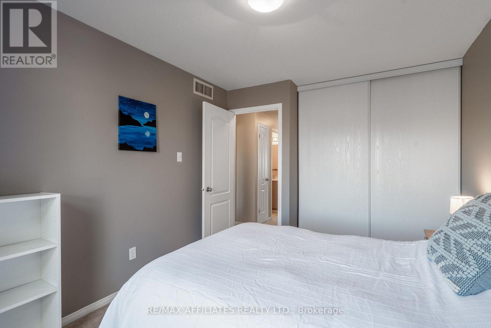 1031 Capreol Street, Ottawa, Ontario  K4A 4Z7 - Photo 23 - X12647658