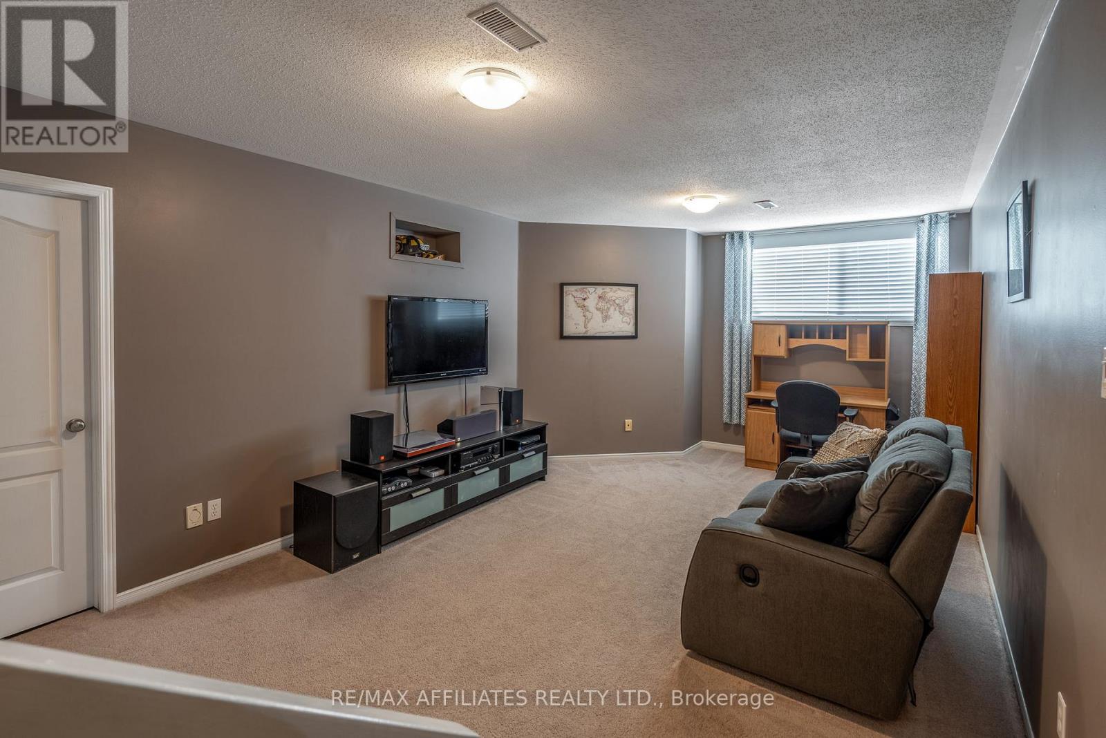 1031 Capreol Street, Ottawa, Ontario  K4A 4Z7 - Photo 27 - X12647658