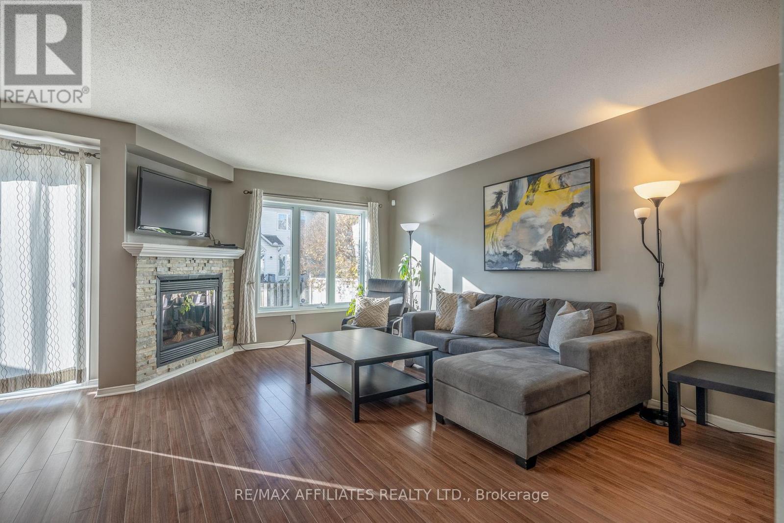 1031 Capreol Street, Ottawa, Ontario  K4A 4Z7 - Photo 8 - X12647658