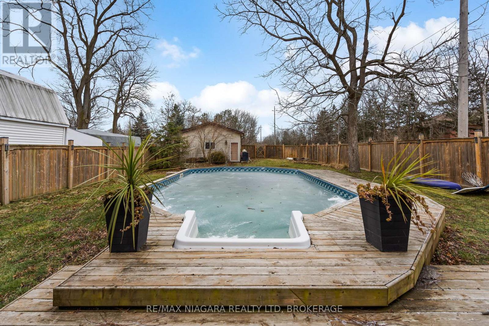 272 Steele Street, Port Colborne, Ontario  L3K 4X8 - Photo 35 - X12647656