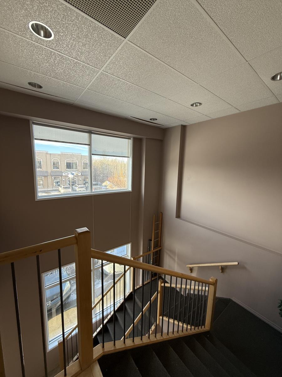 6924  Roper Road, Edmonton, Alberta  T6B 3H9 - Photo 1 - 43689609