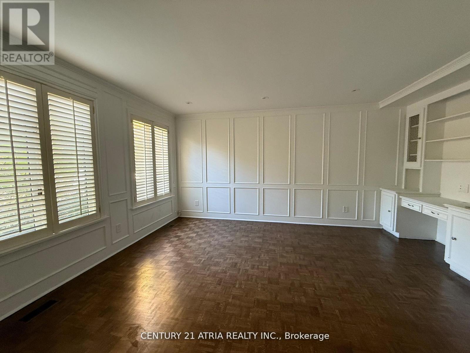 15 Old Colony Road, Toronto, Ontario  M2L 2J7 - Photo 9 - C12647578