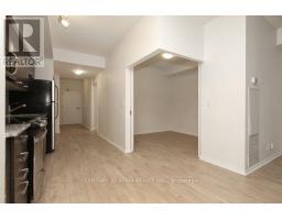 401 - 832 BAY STREET, Toronto, Ontario