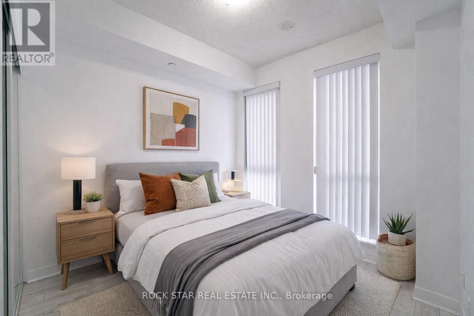 2307 - 170 Sumach Street, Toronto (Regent Park), Ontario  M5A 0C3 - Photo 4 - C12647616