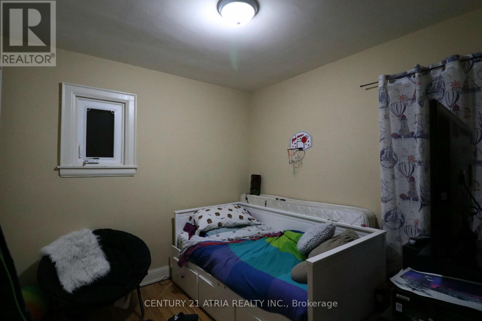 32 Johnston Avenue, Toronto, Ontario  M2N 1G8 - Photo 3 - C12647620