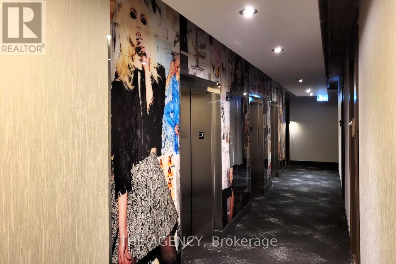 1011 - 560 King Street W, Toronto, Ontario  M5V 0L6 - Photo 4 - C12647666