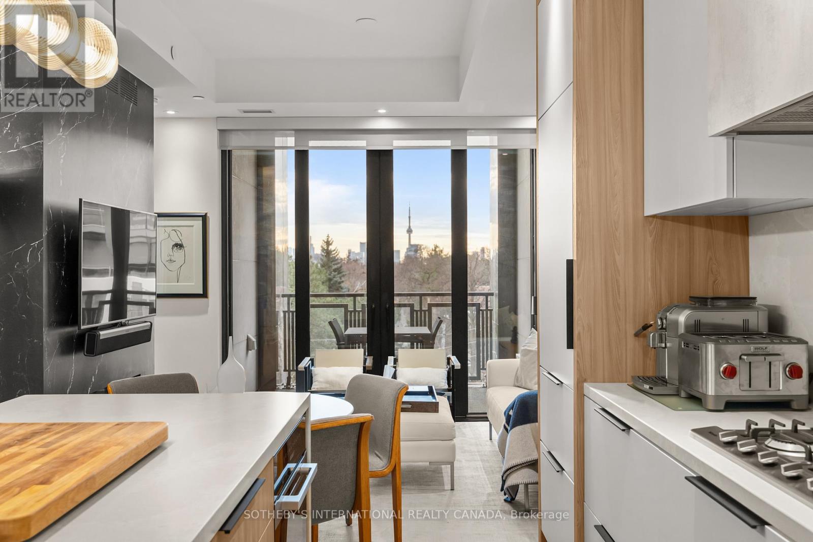 510 - 2 Forest Hill Road, Toronto, Ontario  M4V 2L3 - Photo 6 - C12646738