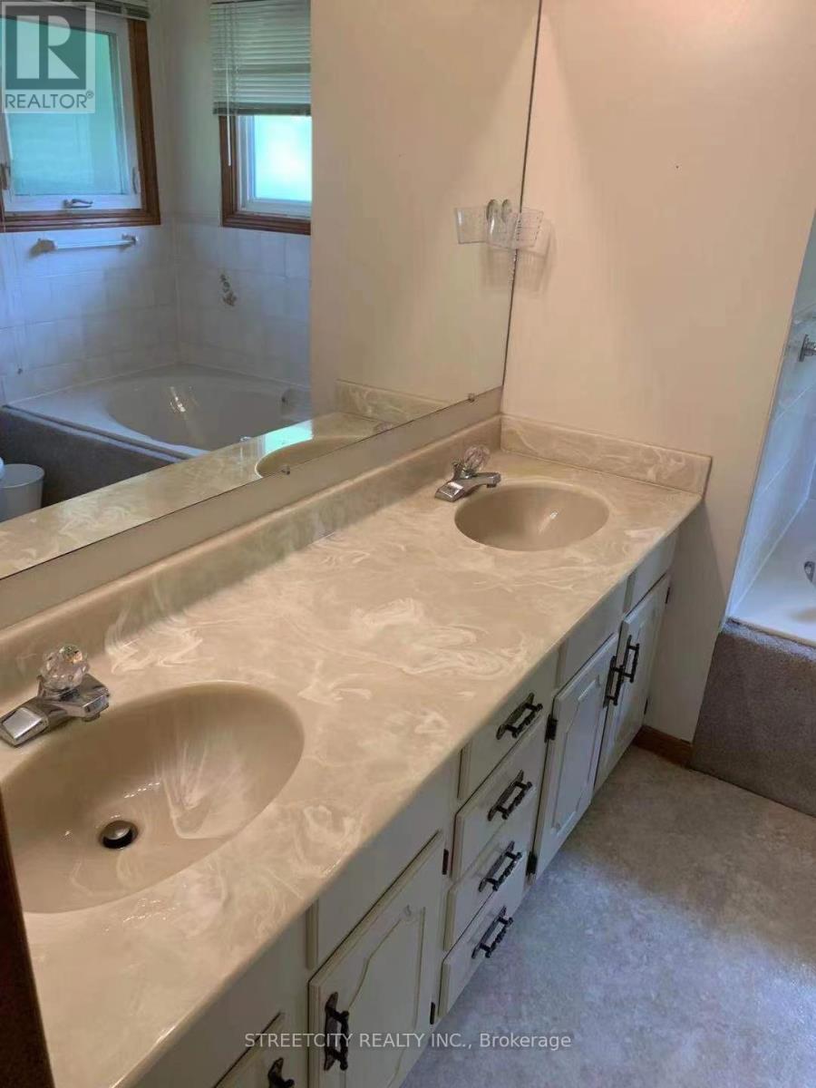 37 Jennifer Road, London North, Ontario  N5X 3L5 - Photo 24 - X12446333